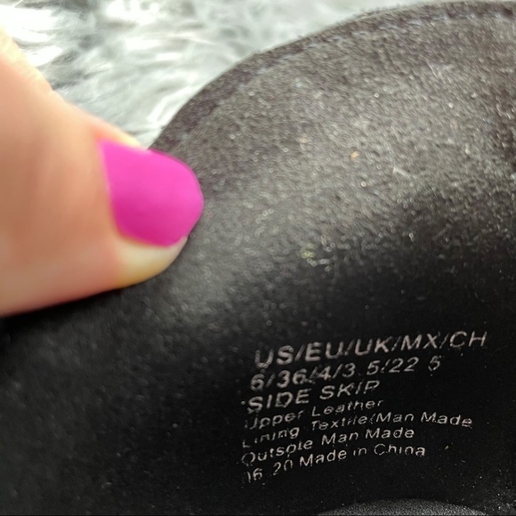 New Kenneth Cole Reaction Side Skip Black Suede Ankle Boots - Picture 6 of 11